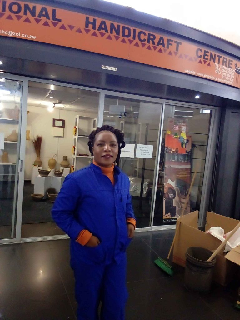 Airport Shop